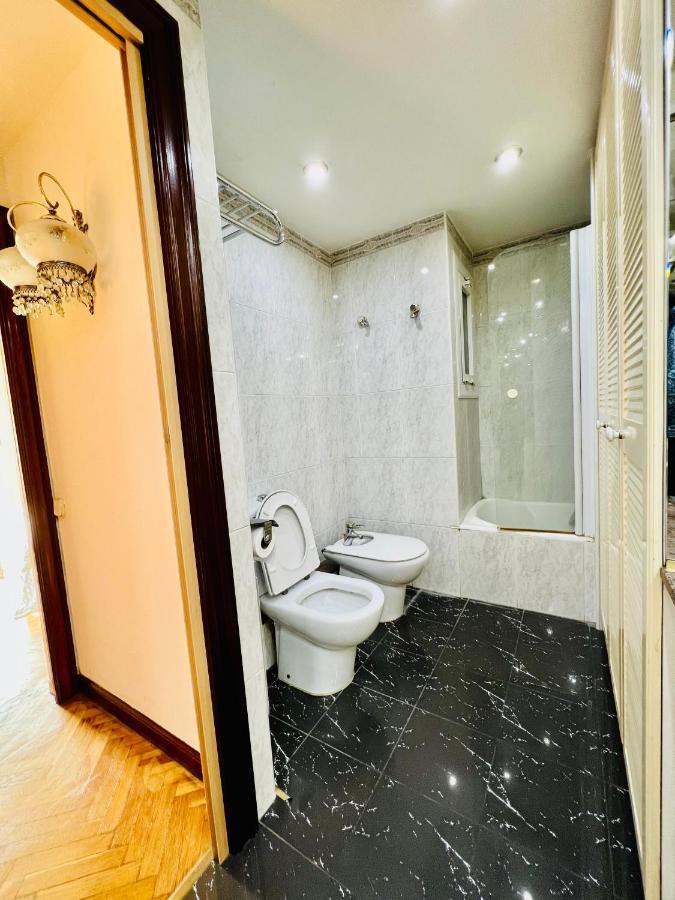 Your Second Home In Barcelona With Private Room And Private Bathroom Close To Montjuic, Pl Espana, La Rambla, Ferry Port 外观 照片